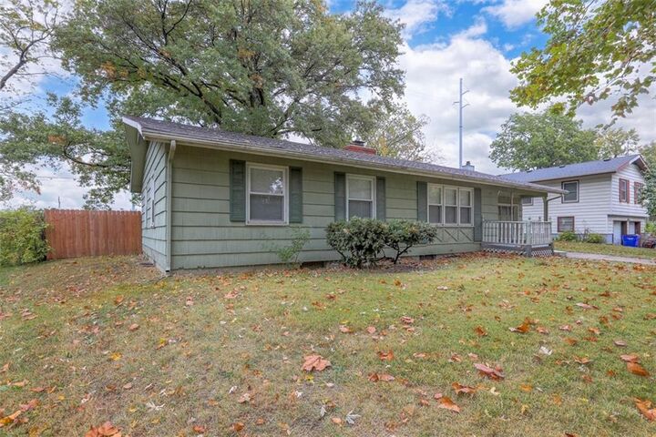 Property Photo:  12122 W 92nd Street  KS 66215