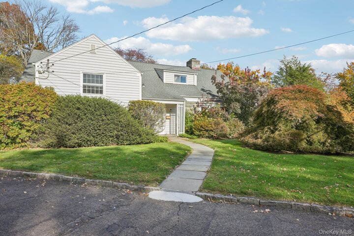 13 Hillview Drive  Scarsdale NY 10583 photo