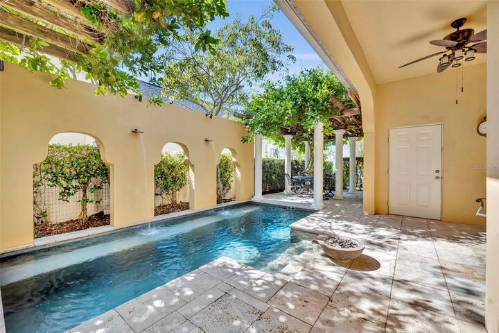 Property Photo:  2844 Stanfield Avenue  FL 32814