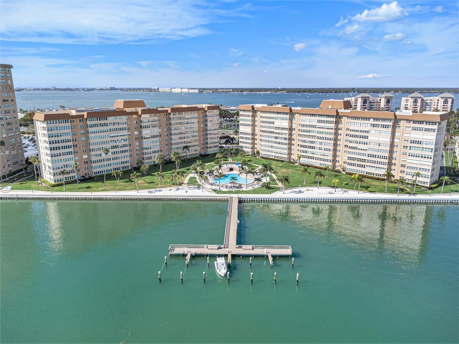 Property Photo:  5130 Brittany Drive S 507  FL 33715