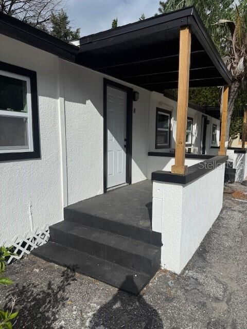 Property Photo: 4605 N Hubert Avenue 19 FL 33614