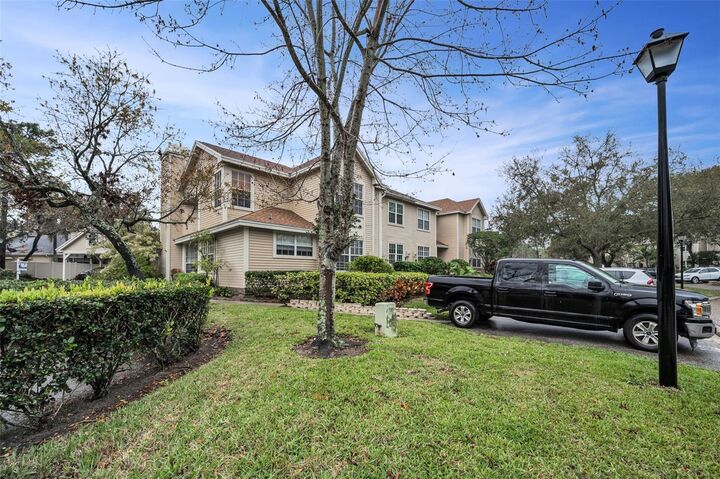 Property Photo:  2180 Clover Hill Road  FL 34683