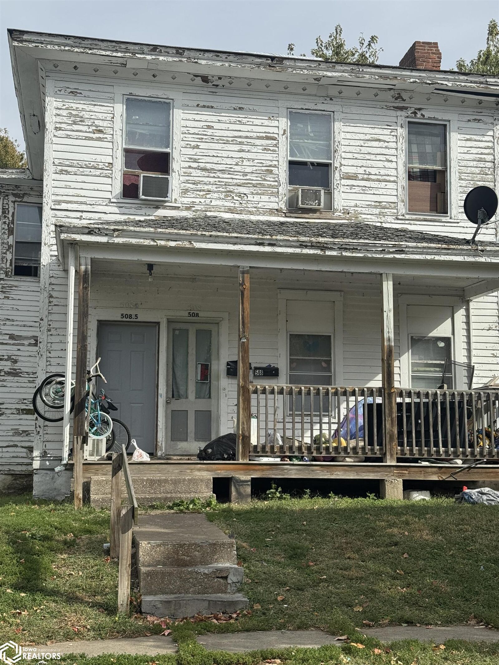 Property Photo:  508 S 10th Street  IA 52601