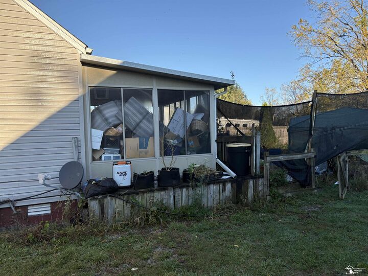 Property Photo: 3274 W Albain Road MI 48161