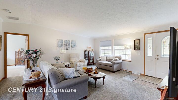 Property Photo:  897 Park View Drive  MI 48420