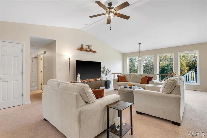 Property Photo:  515 Great Oaks Meadow Drive  MO 63385