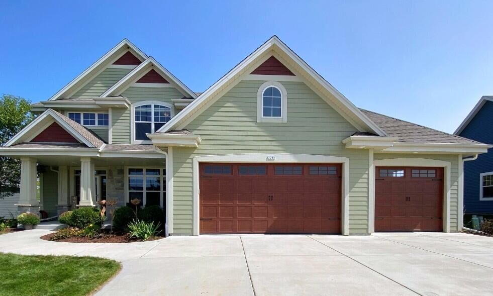 Property Photo:  2064 Yuma Ct  WI 53024 