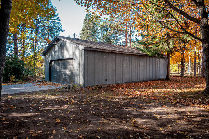 Property Photo:  2215 N Holiday Drive  MI 49436