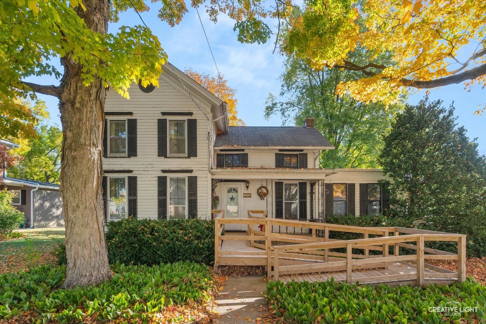 Property Photo: 505 Stilson Street IL 60518