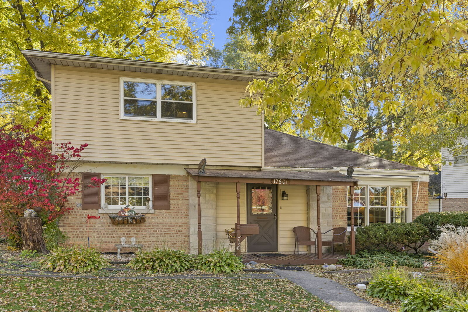 Property Photo:  17601 Lincoln Avenue  IL 60430 