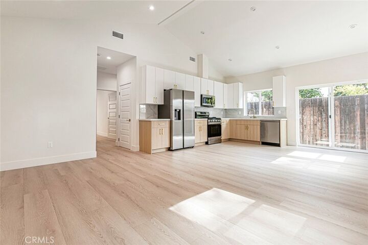 Property Photo:  914 A Geneva  CA 91207