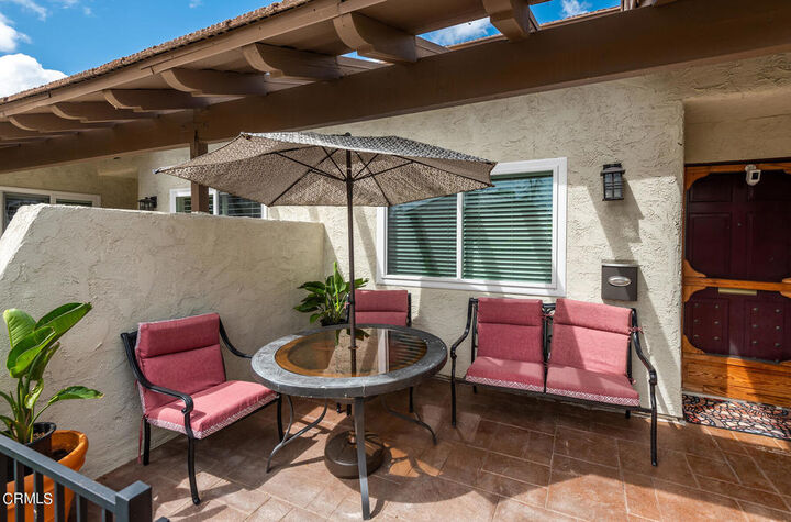 Property Photo:  1129 Glenbridge Circle  CA 91361 