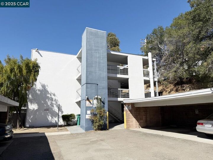 Property Photo: 944 Walpert St CA 94541