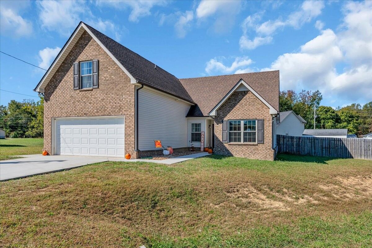 Property Photo:  107 Grace Ct  TN 37355 