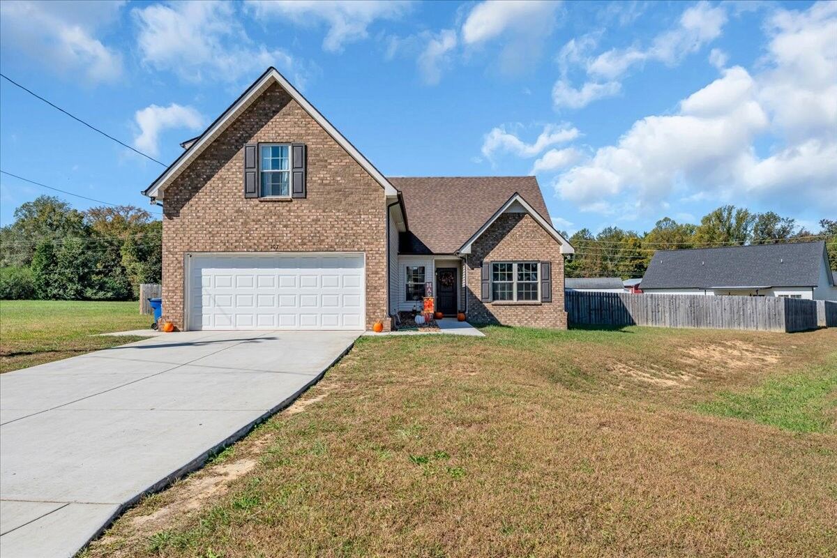 Property Photo:  107 Grace Ct  TN 37355 