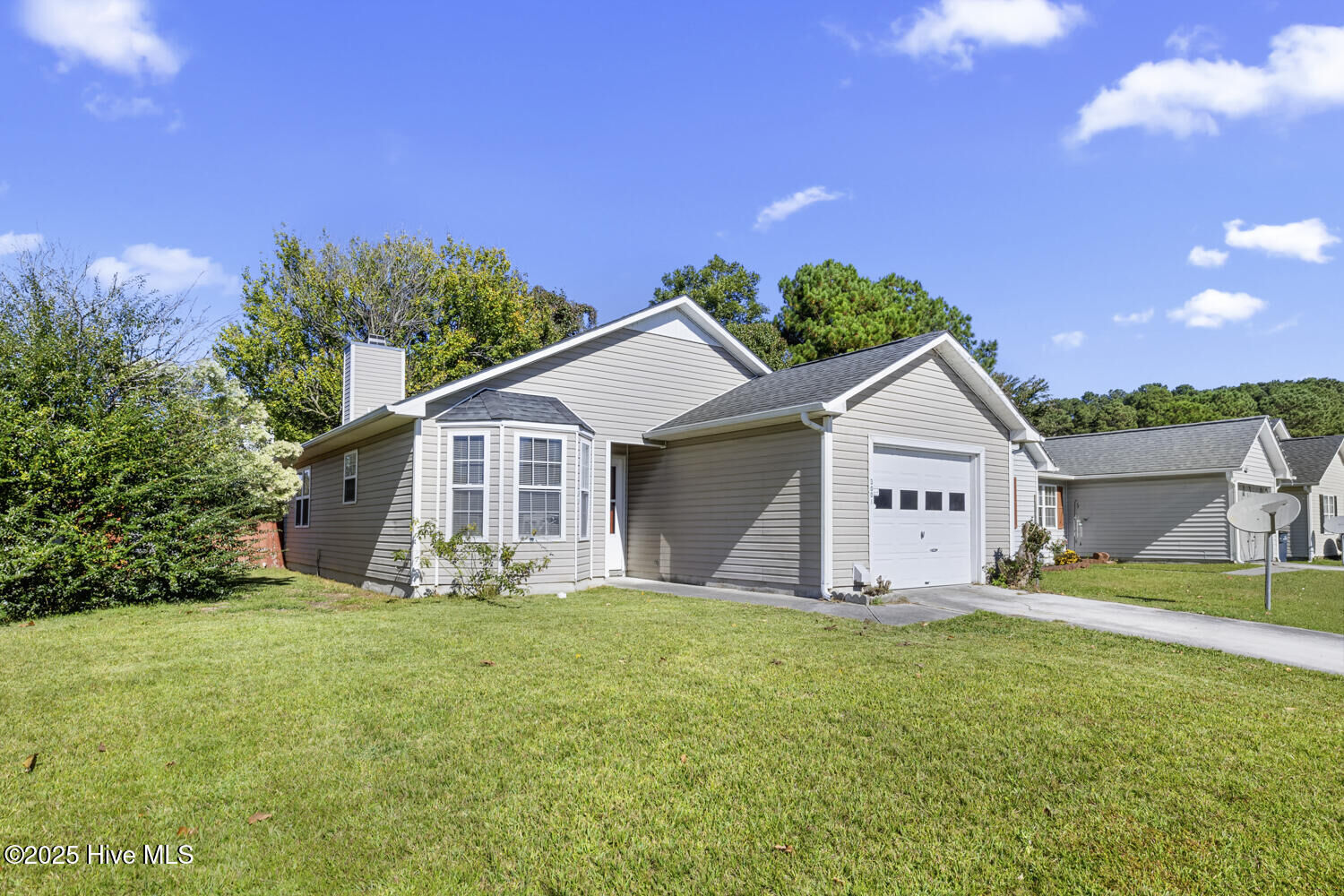 Property Photo: 3001 E Windgate Court NC 28546