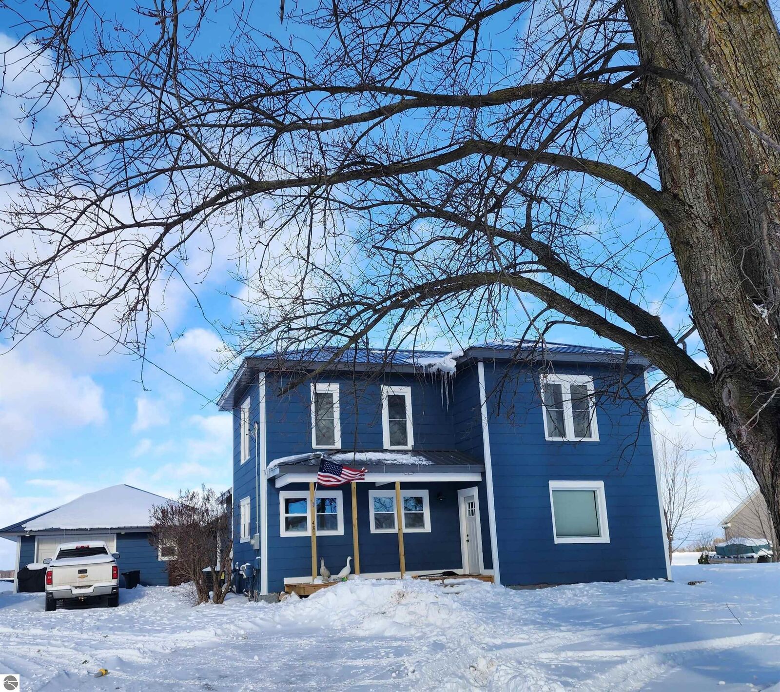 Property Photo: 481 E Remus Road MI 48858