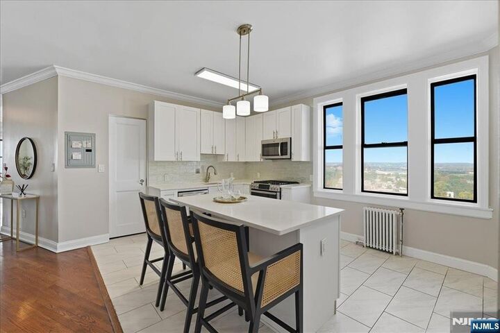 Property Photo:  2600 Kennedy Boulevard 10B  NJ 07306