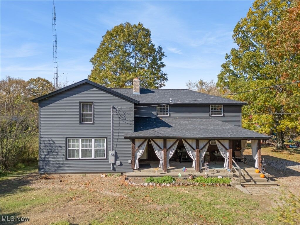 Property Photo: 2173 Arrow Road NW OH 44615