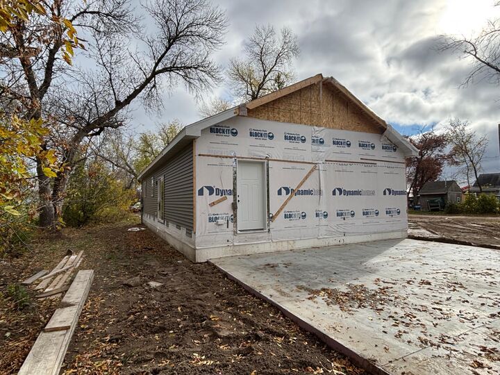 Property Photo:  208 Spruce Street NE  MN 56633