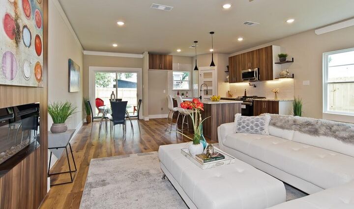 717 Sunset Avenue  Dallas TX 75208 photo