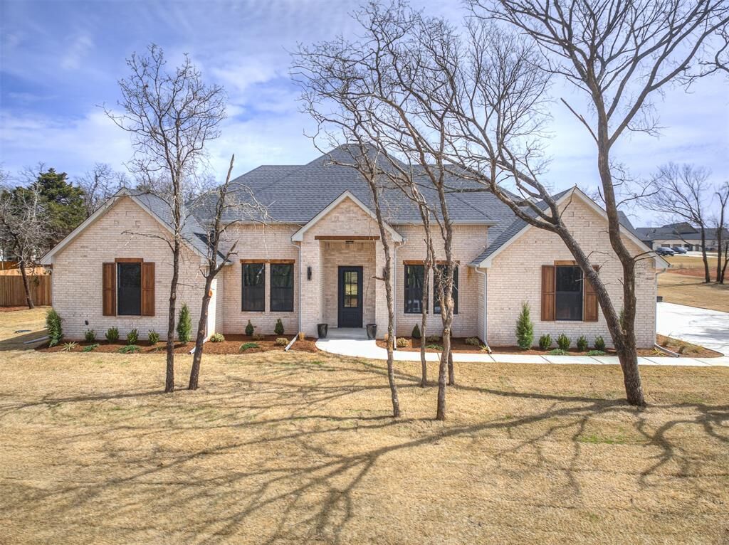 Property Photo:  12774 Hidden Trail  OK 73007 