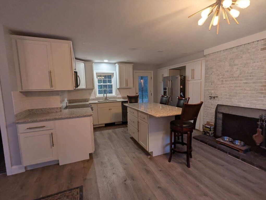 Property Photo:  91 Valley Rd  MA 01462