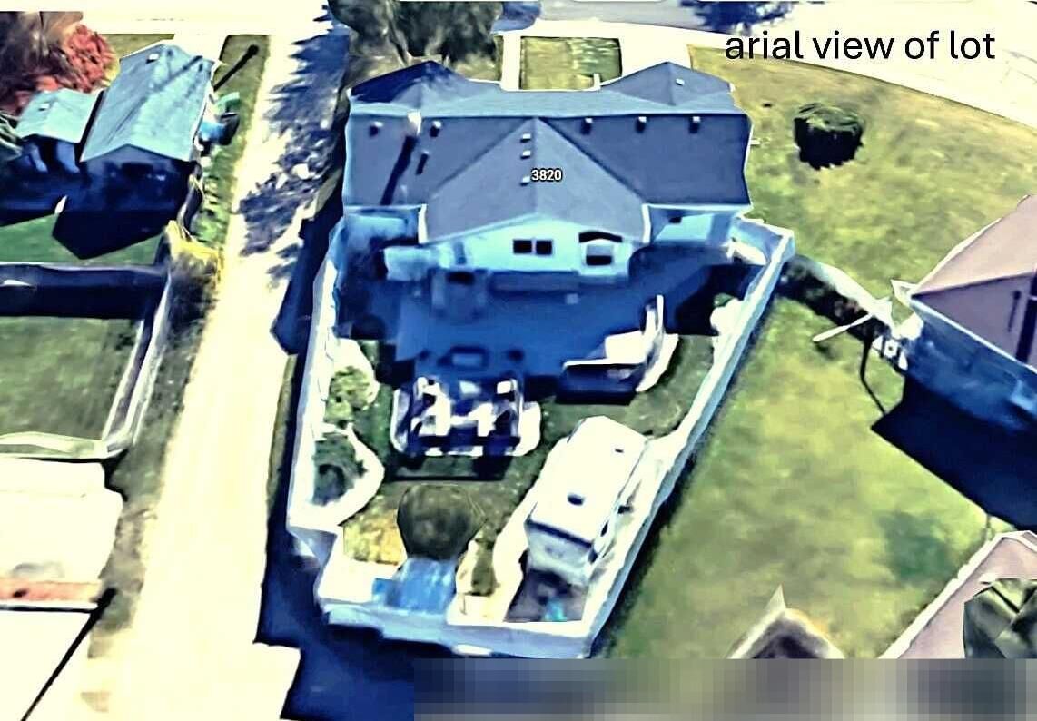 Property Photo:  3828 Eastwood Crescent  AB T4N 2W1