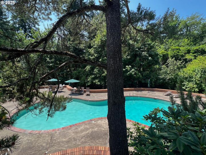 Property Photo:  7718 SW Barnes Rd A  OR 97225