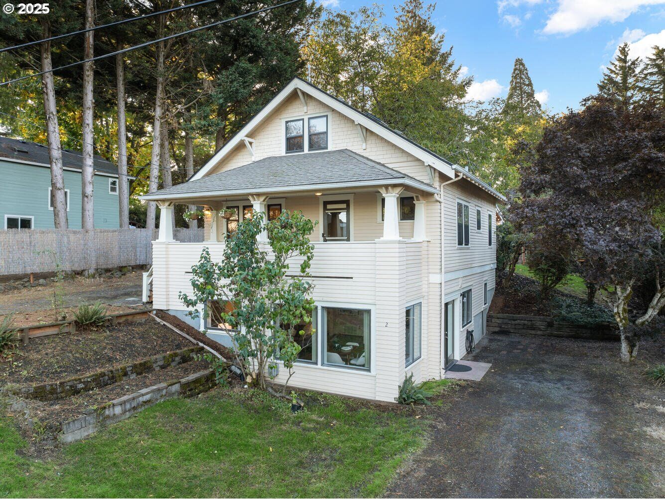 Property Photo:  7107 SW 29th Ave  OR 97219