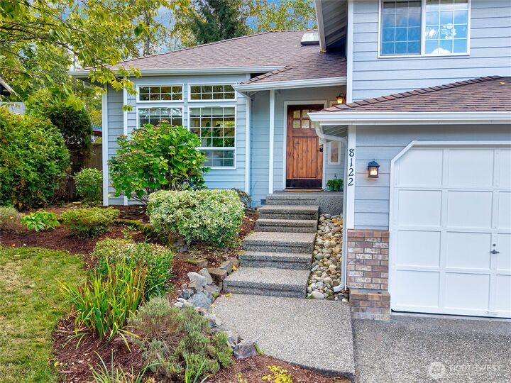 Property Photo:  8122  27th Place NE  WA 98258