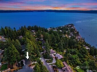 16718  32nd Avenue SW  Burien WA 98166 photo