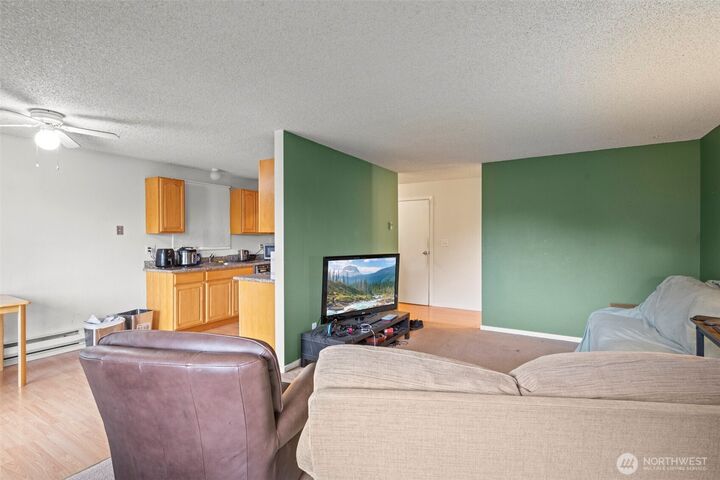 Property Photo:  13215  35th Avenue NE  WA 98125