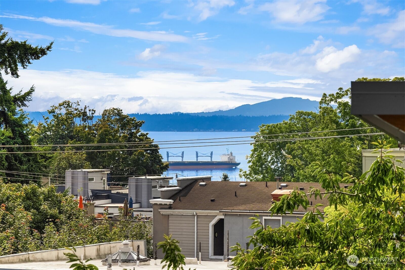 Property Photo:  1915  9th Avenue W  WA 98119