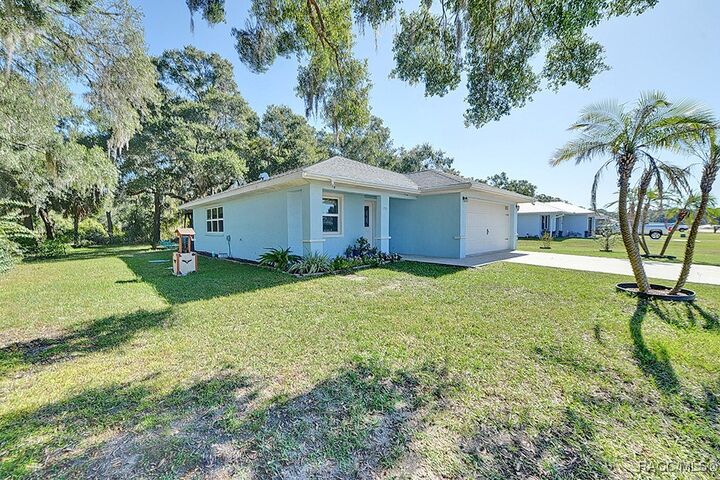Property Photo:  155 N Crestwood Avenue  FL 34453 