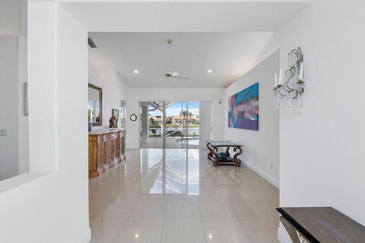 Property Photo:  7685 Dorchester Road  FL 33472