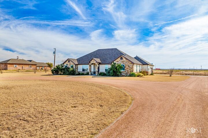 Property Photo:  705 Ratliff Rd  TX 76904