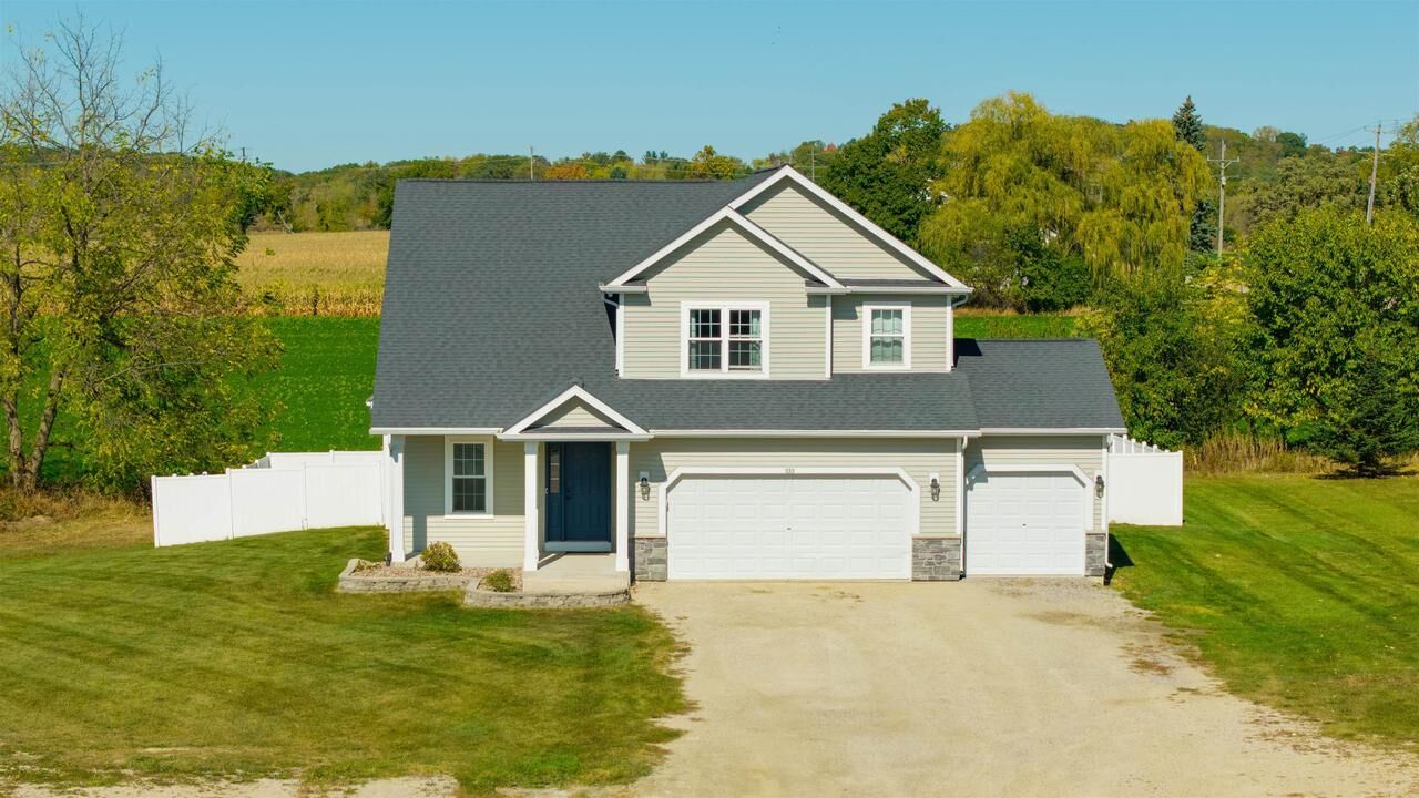 Property Photo: 131 W Blackhawk Drive WI 53538