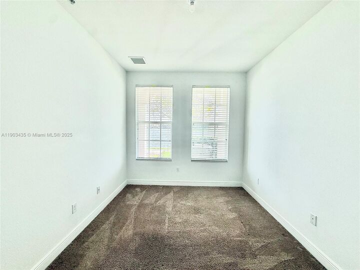 Property Photo:  2909 SW 119th Way  FL 33025