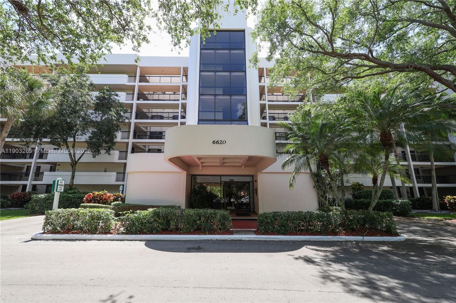 Property Photo:  6620 Boca Del Mar Dr 304  FL 33433