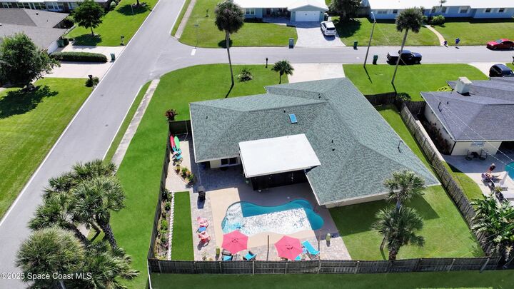 Property Photo:  400 Oak Ridge Drive  FL 32903 