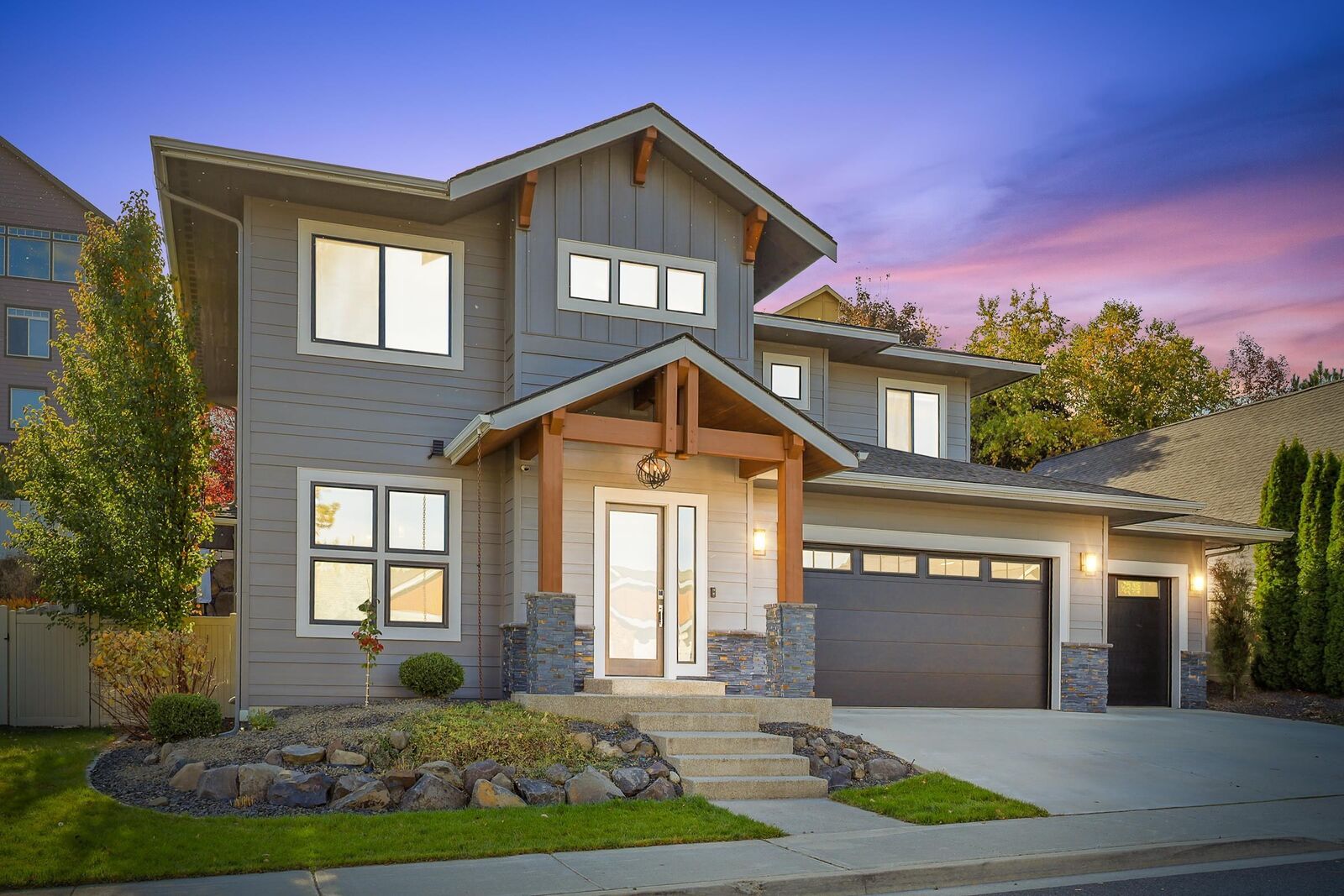 Property Photo:  701 W Willapa Ave  WA 99224 