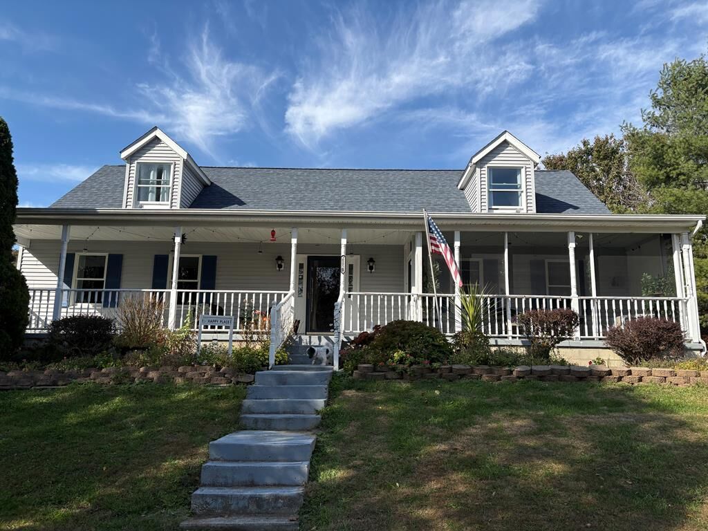 Property Photo: 2885 White Gravel McDaniel Road OH 45653