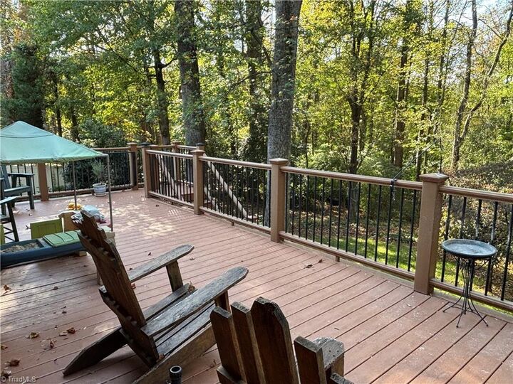 Property Photo:  972 Kenleigh Circle  NC 27106 