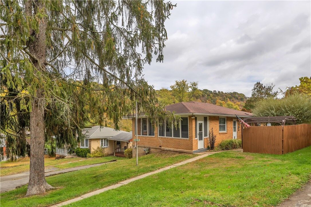 Property Photo: 405 Antonelli Drive PA 15135