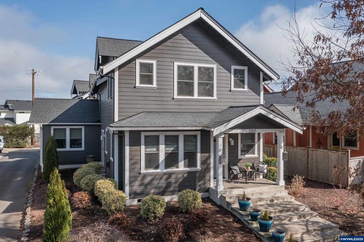 1390 Gwinn St E  Monmouth OR 97361 photo