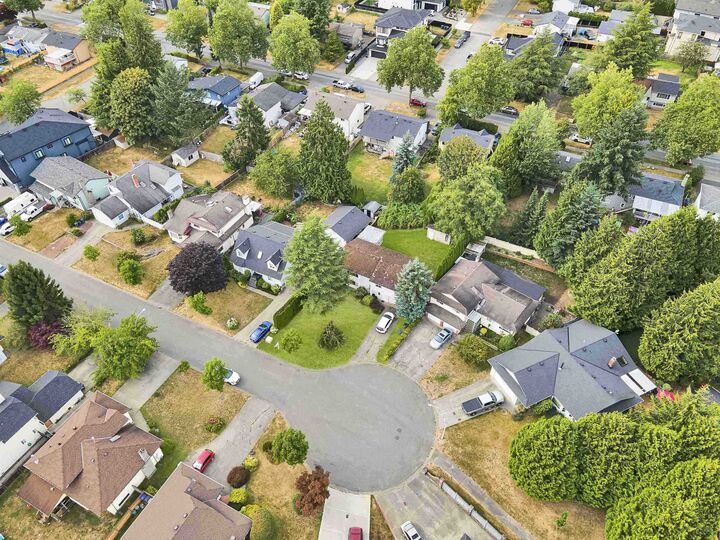 15307 85A Avenue  Surrey BC V3S 6J4 photo