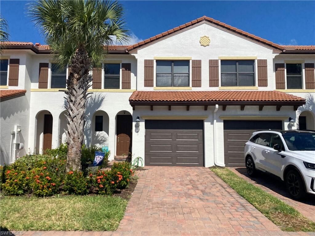 Property Photo:  9440 Sardinia Way 105  FL 33908 