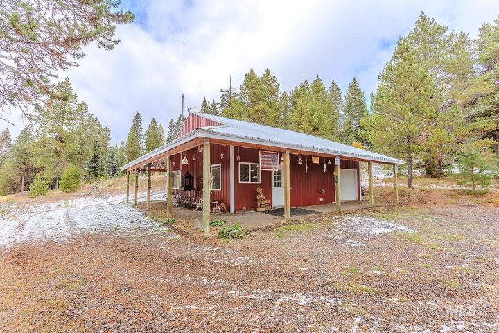 Property Photo:  43406 Black Pine Drive  ID 83555