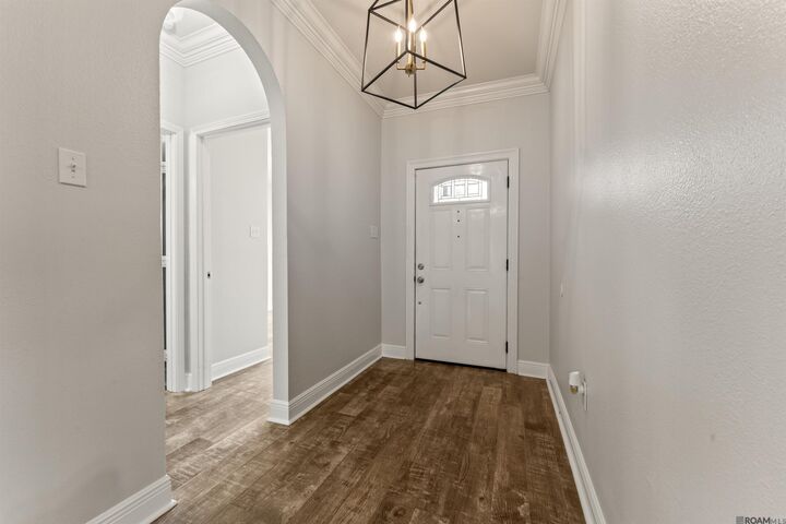 Property Photo: 3336 Grassy Lake Dr LA 70816